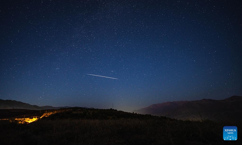 Photo taken on Aug. 21, 2022 shows the night sky above a mountainous area near Tashkent, Uzbekistan.(Photo: Xinhua)