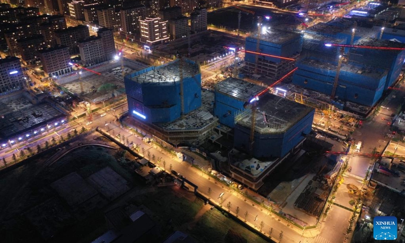 Aerial photo taken on Aug. 17, 2022 shows a construction site in Rongdong area of Xiongan New Area, north China's Hebei Province. (Xinhua/Zhu Xudong)