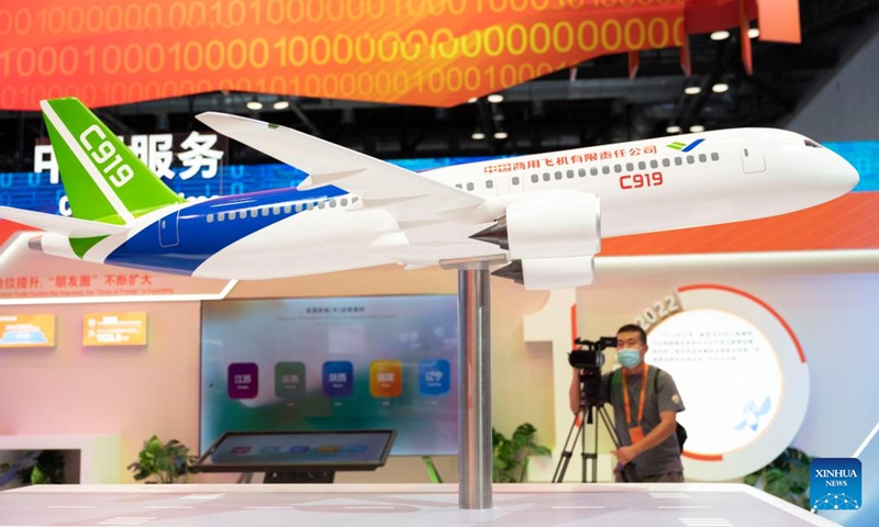 A model of C919 passenger aircraft is seen during a media preview of the 2022 China International Fair for Trade in Services (CIFTIS) at the China National Convention Center in Beijing, capital of China, Aug 28, 2022.Photo:Xinhua