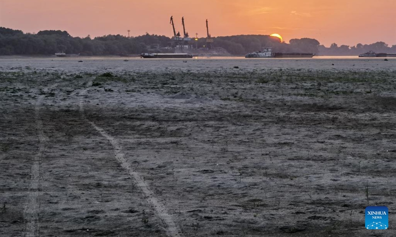 Photo taken on Aug. 28, 2022 shows Danube River affected by drought in Zimnicea, Teleorman County, southern Romania.(Photo: Xinhua)