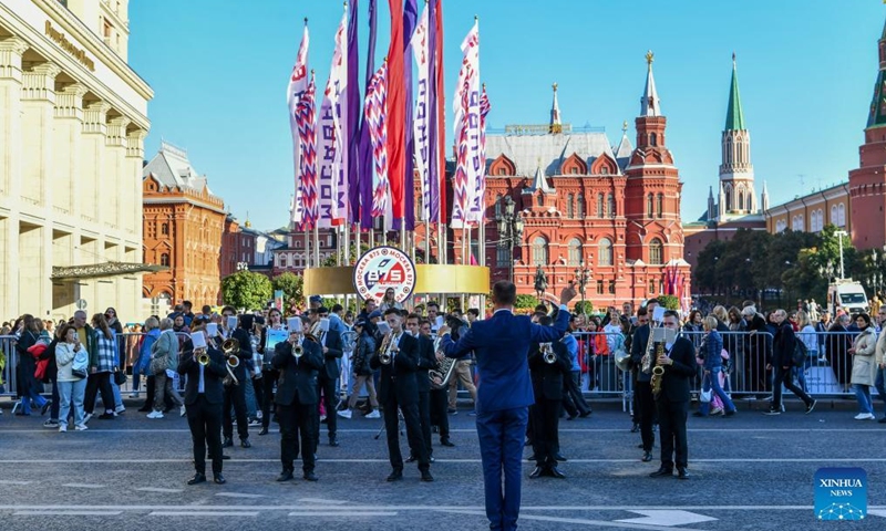 A band performs during Moscow City Day celebrations in Moscow, Russia, Sept. 10, 2022.Photo:Xinhua