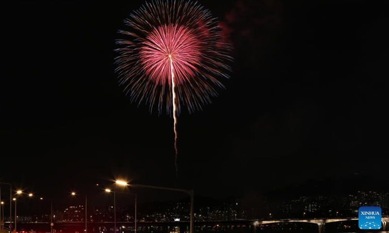 Fireworks illuminate the sky during the 2022 Seoul International Fireworks Festival in Seoul, South Korea, Oct. 8, 2022.(Photo: Xinhua)