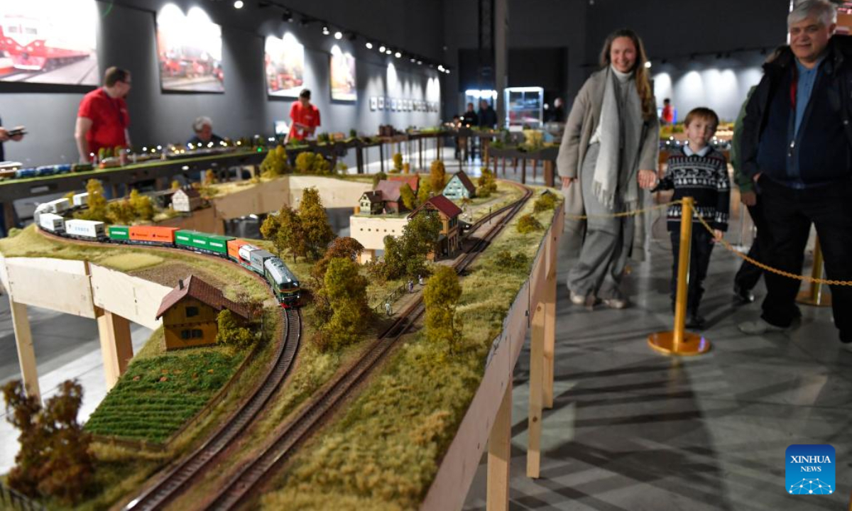 People visit a railway model exhibition in Moscow, Russia, on Oct 21, 2022. The exhibition marks the 185th anniversary of the railways in Russia. Photo:Xinhua