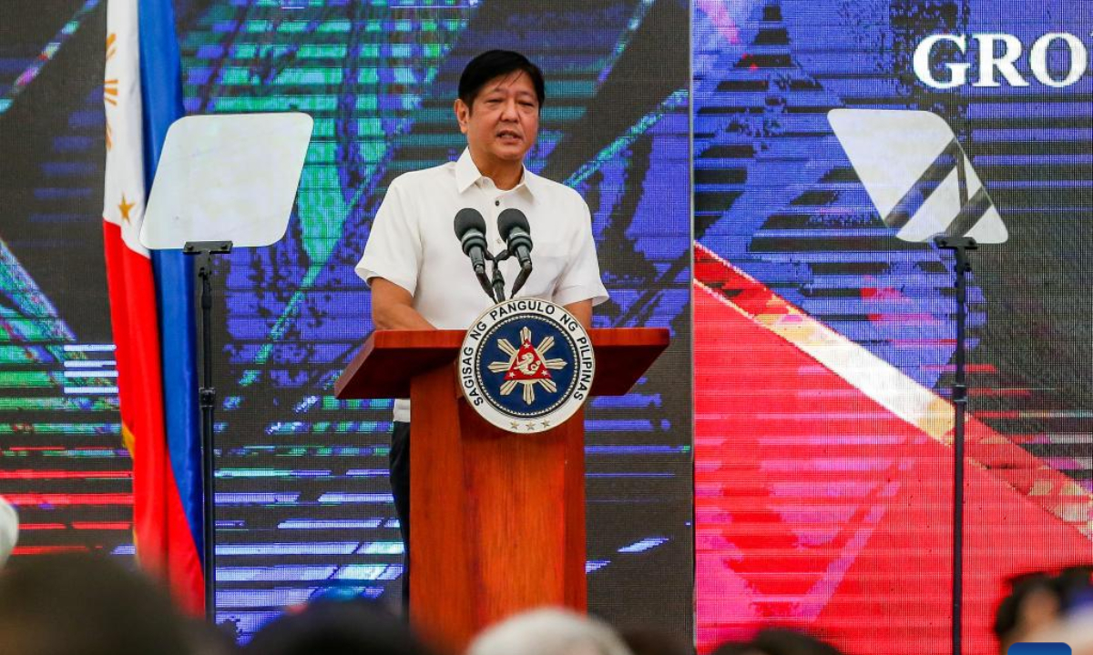 Philippine President Ferdinand Romualdez Marcos speaks during the groundbreaking ceremony of the China-funded Samal Island-Davao City Connector Bridge in Davao City, the Philippines, Oct 27, 2022. A China-funded bridge that connects the Philippines' third largest city Davao and a tourist island will help boost tourism and economic growth in the country's southern region, said President Ferdinand Romualdez Marcos on Thursday at the project's groundbreaking ceremony. Photo:Xinhua