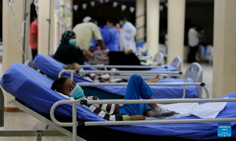 Lebanese and displaced Syrians infected with cholera are treated at a field hospital in Bibnin, Akkar, northern Lebanon, on Oct. 25, 2022. Lebanon is facing its first cholera outbreak since 1993. So far, 305 cases and 11 deaths have been reported by the Lebanese health ministry after the disease was first detected on Oct. 6.(Photo: Xinhua)