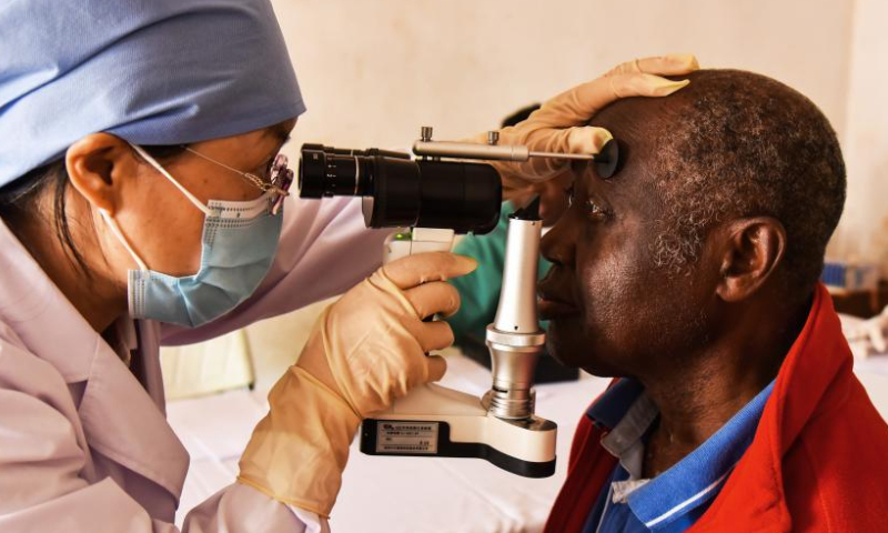 A Chinese ophthalmologist checks a patient's eyes in Bangou, Cameroon, Oct. 29, 2022. Photo: Xinhua