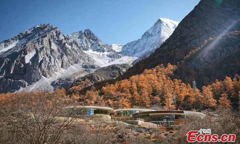 Known for its blue sky, snow mountains, lakes and glaciers, the Daocheng Yading Nature Reserve, dubbed the last Shangri-la, forms a unique landscape and natural beauty in Ganzi Tibetan Autonomous Prefecture, southwest China's Sichuan Province, Nov. 7, 2022. (Photo: China News Service/Xiao Rong)
