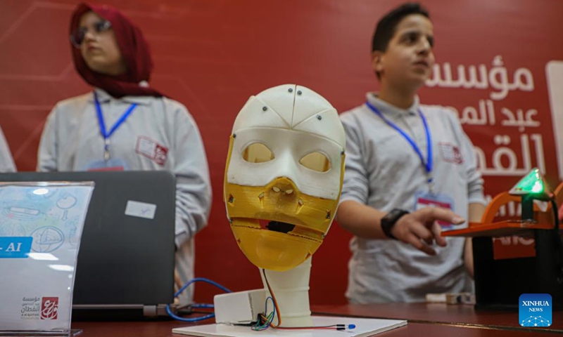 Palestinian students participate in a digital exhibition with their digital projects in Gaza City, on Nov. 7, 2022.(Photo: Xinhua)