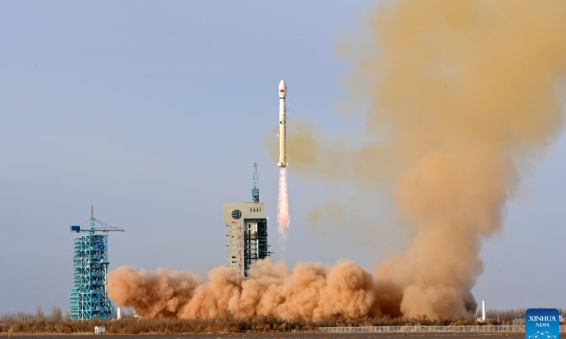 A Long March-4C rocket carrying a new remote sensing satellite of the Yaogan-34 series blasts off from the Jiuquan Satellite Launch Center in northwest China, Nov. 15, 2022. This remote sensing satellite will be used in areas such as land resources survey, urban planning, crop yield estimation, and disaster prevention and mitigation. Photo: Xinhua