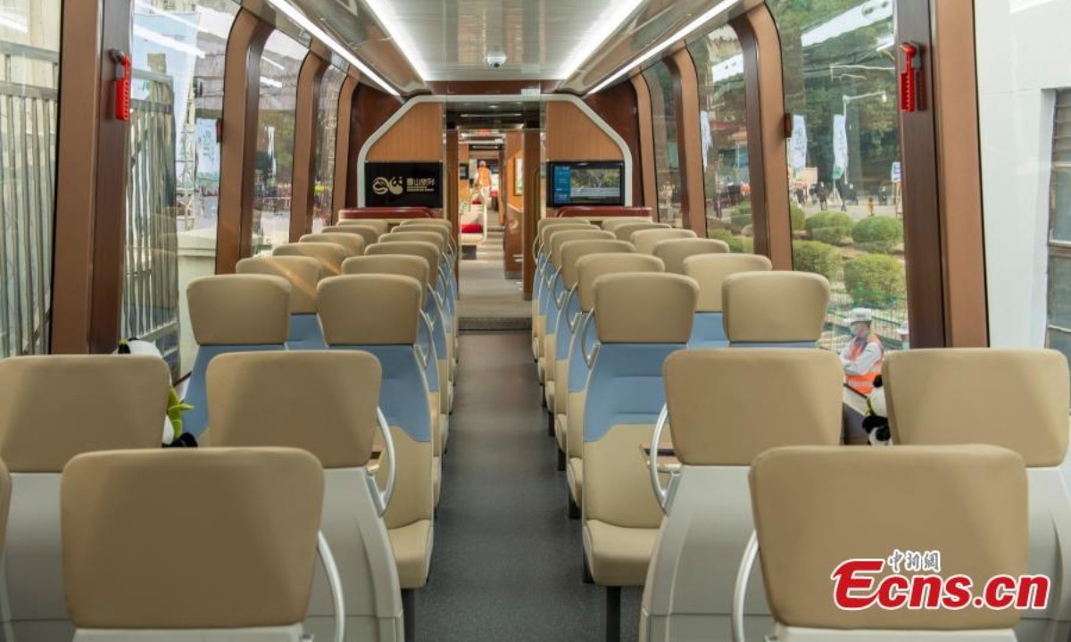 Photo shows the interior view of China's first rack-and-pinion railway train in Ziyang, , southwest China's Sichuan Province, Nov 24, 2022. Photo:Xinhua