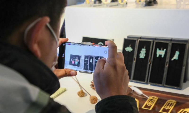 People visit an exhibition hall of the phase II of National Museum of Chinese Writing in Anyang, central China's Henan Province, Nov. 16, 2022. Photo: Xinhua