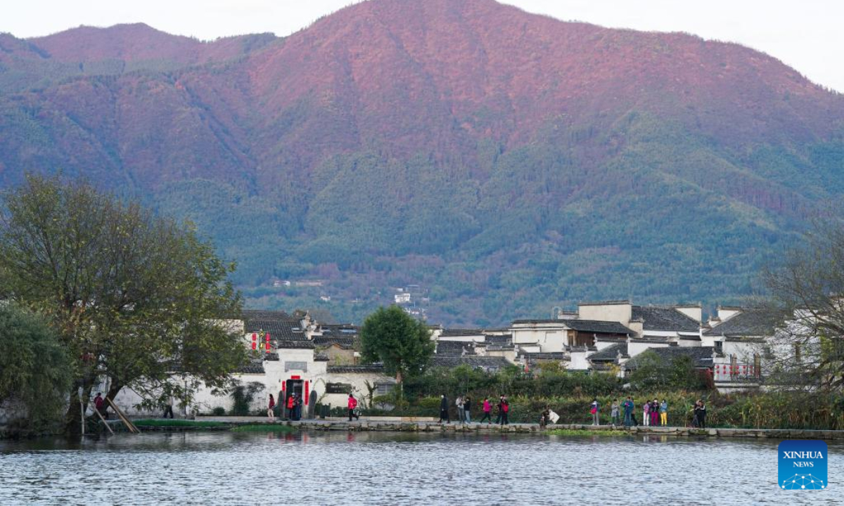 This photo taken on Nov 23, 2022 shows the scenery in Hongcun Village of Yixian County in Huangshan City, east China's Anhui Province. Photo:Xinhua