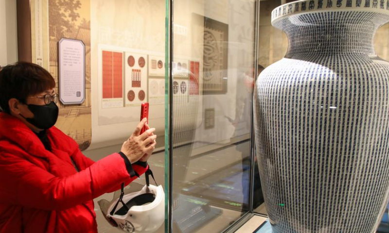 People visit an exhibition hall of the phase II of National Museum of Chinese Writing in Anyang, central China's Henan Province, Nov. 16, 2022. Photo: Xinhua