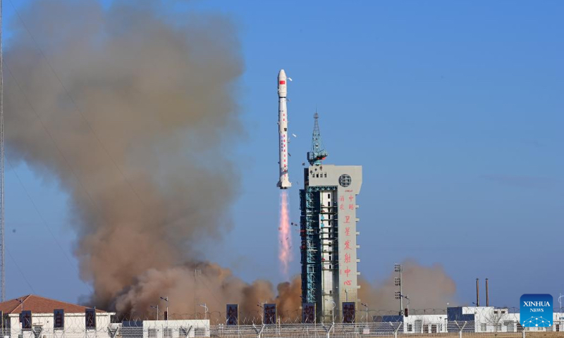 A Long March-4C rocket carrying satellites Shiyan-20A and Shiyan-20B is launched from the Jiuquan Satellite Launch Center in northwest China, Dec. 12, 2022. The rocket blasted off at 4:22 p.m. (Beijing Time) on Monday and sent the satellites into the preset orbit. (Photo by Wang Jiangbo/Xinhua)