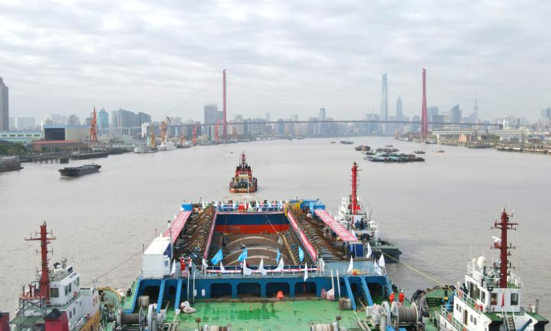 Yangtze No. 2 Ancient Shipwreck transferred to dock near Huangpu River ...