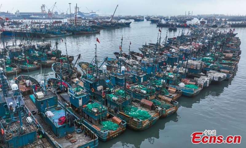 Fishing boats berth at a port in Rongcheng, east China's Shandong Province, Nov. 28, 2022. (Photo: China News Service/Li Xinjun)




