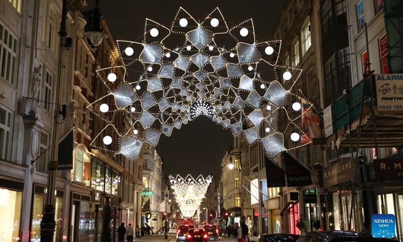 Christmas lights are seen in central London, Britain, on Nov. 29, 2022. (Xinhua/Li Ying)