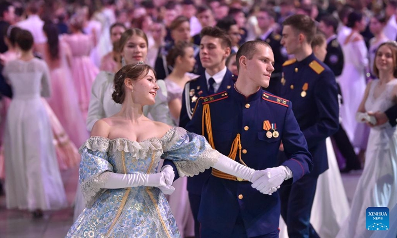 Participants dance during the International Charity Cadet Ball in Moscow, Russia, on Dec. 13, 2022.(Photo: Xinhua)