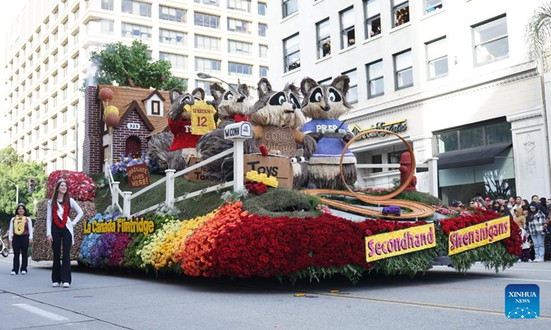 A float moves along Colorado Boulevard during the 134th Rose Parade in Pasadena, California, the United States, on Jan. 2, 2023. Tens of thousands of people lined the streets Monday to watch the 134th Rose Parade, the most famous annual celebration event for the New Year in Southern California. Photo: Xinhua