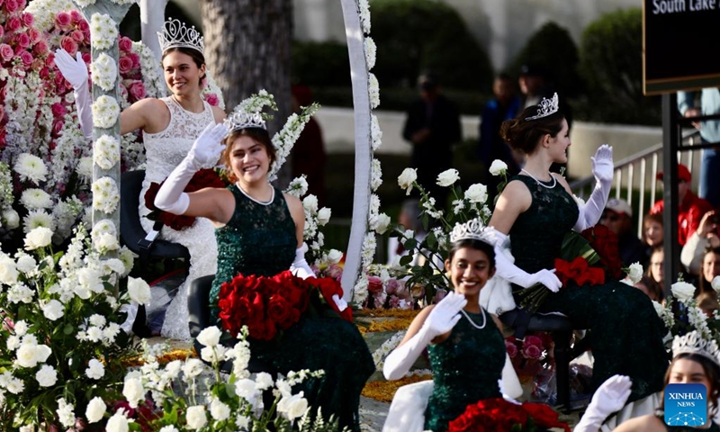 Rose Queen and Princesses ride on their float along Colorado Boulevard during the 134th Rose Parade in Pasadena, California, the United States, on Jan. 2, 2023. Tens of thousands of people lined the streets Monday to watch the 134th Rose Parade, the most famous annual celebration event for the New Year in Southern California. Photo: Xinhua