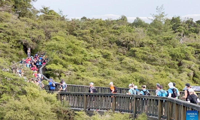 Participates compete during the 2023 Tarawera Ultramarathon at mountain trails around Rotorua, in New Zealand, Feb. 11, 2023. Photo: Xinhua