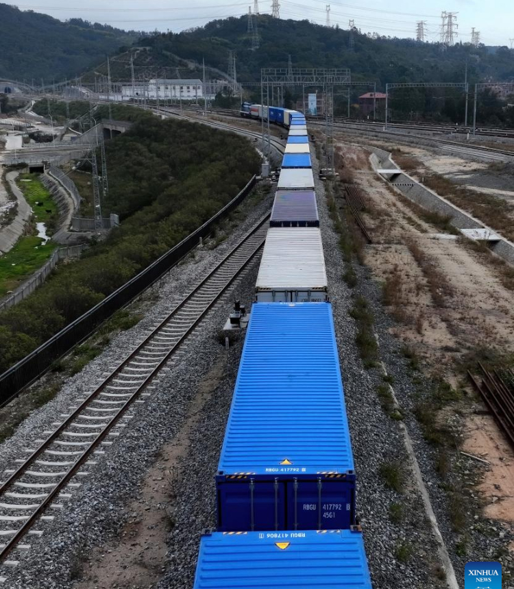 This aerial photo taken on Feb. 3, 2023 shows a China-Europe freight train leaving from Huangtang railway station on Xingguo-Quanzhou railway in Huian County, Quanzhou City of southeast China's Fujian Province. This is the first China-Europe freight train departing from Quanzhou this year, and also the first China-Europe freight train running on Xingguo-Quanzhou railway since its operation. Photo: Xinhua