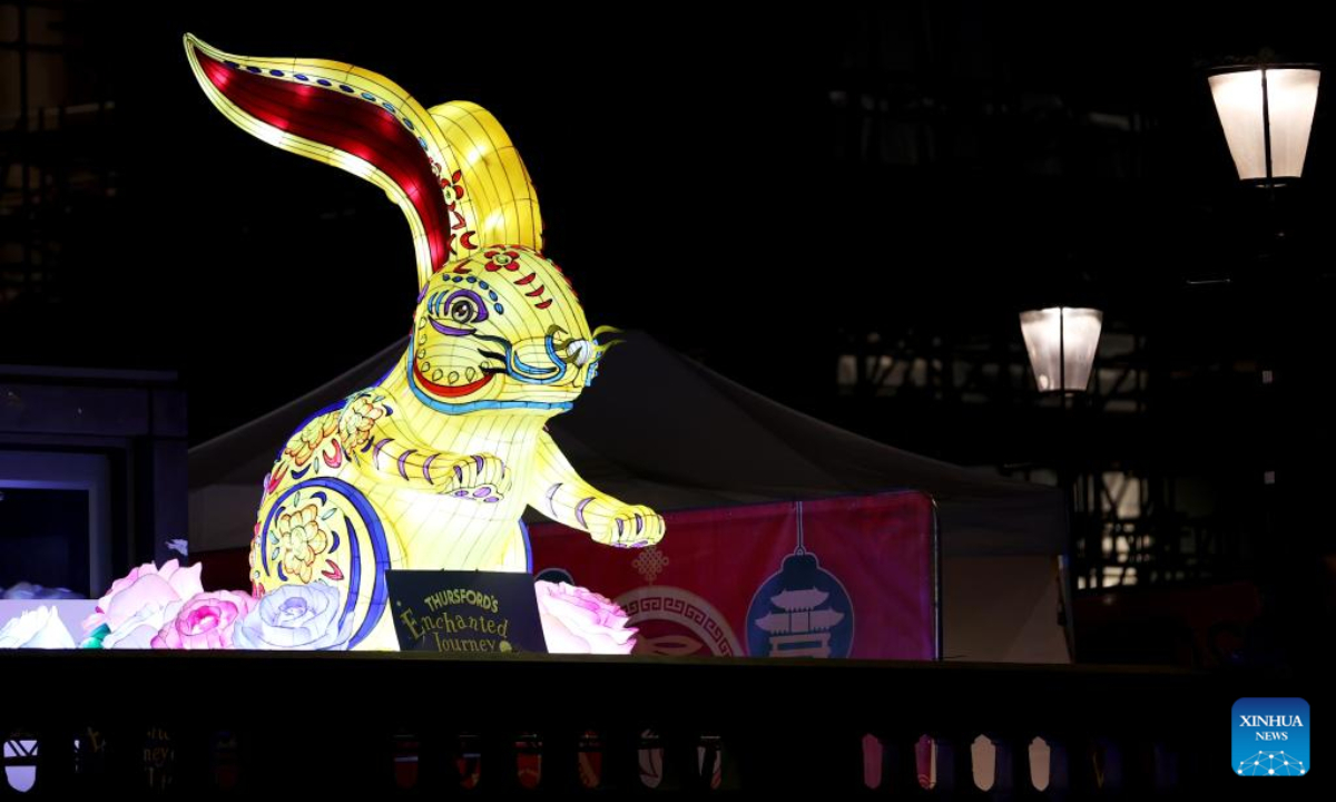 This photo taken on Jan 21, 2023 shows a large lantern celebrating the Year of the Rabbit on the eve of the Chinese New Year at Trafalgar Square in London, Britain. Photo:Xinhua