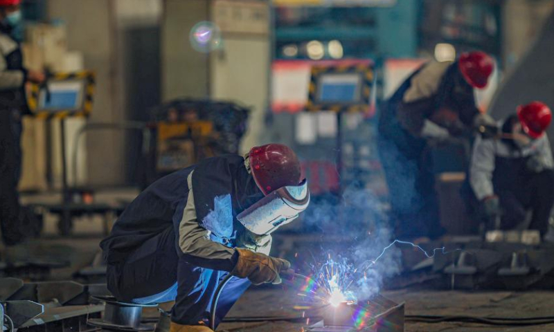 A worker conducts welding at a workshop of Northern Heavy Industries Group Co., Ltd. in Shenyang, northeast China's Liaoning Province, Jan. 13, 2023. Photo: Xinhua