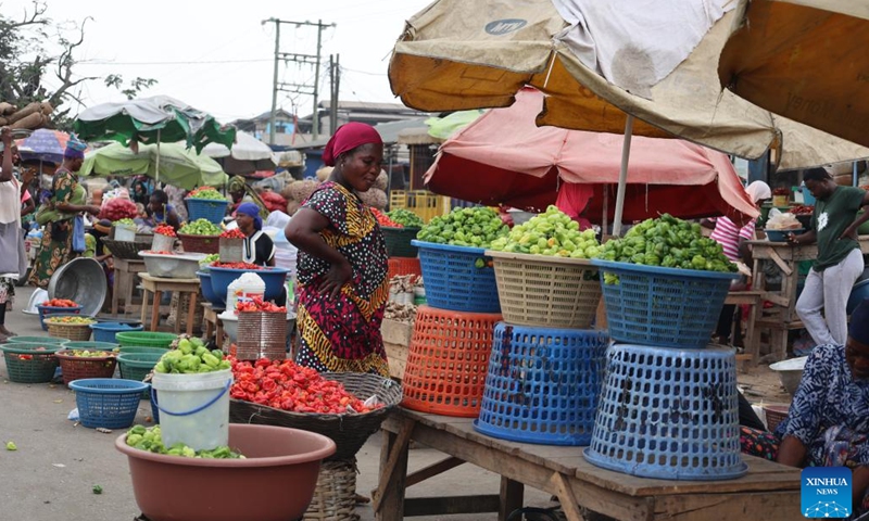 Vendors are seen at a market in Accra, Ghana, Jan. 11, 2023. Ghana's consumer inflation rate surged to 54.1 percent in December, a record high, the Ghana Statistical Service (GSS) said Wednesday.(Photo: Xinhua)