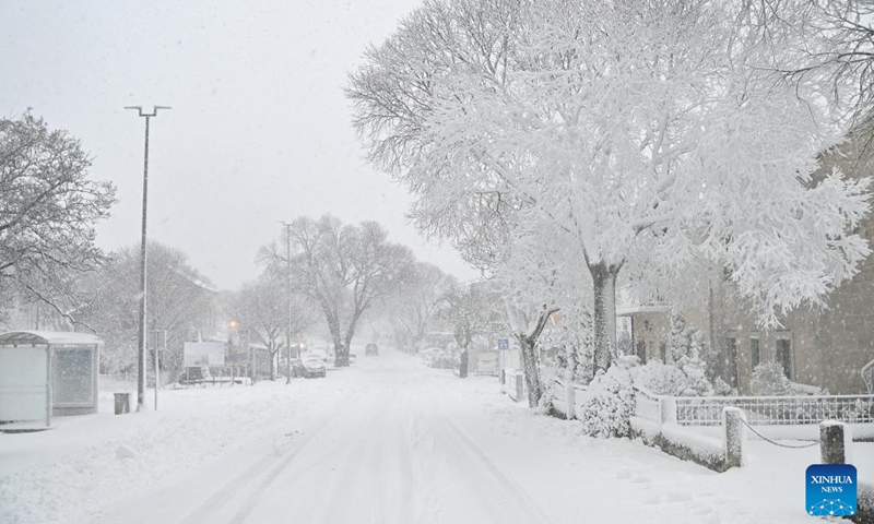 This photo taken on Jan. 21, 2023 shows the snow-covered village of Zadvarje, Croatia. Photo: Xinhua