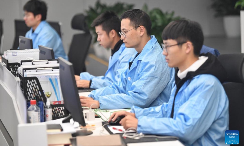 Staff members work at the National Supercomputing Center in Chengdu, southwest China's Sichuan Province, Feb. 14, 2023.(Photo: Xinhua)