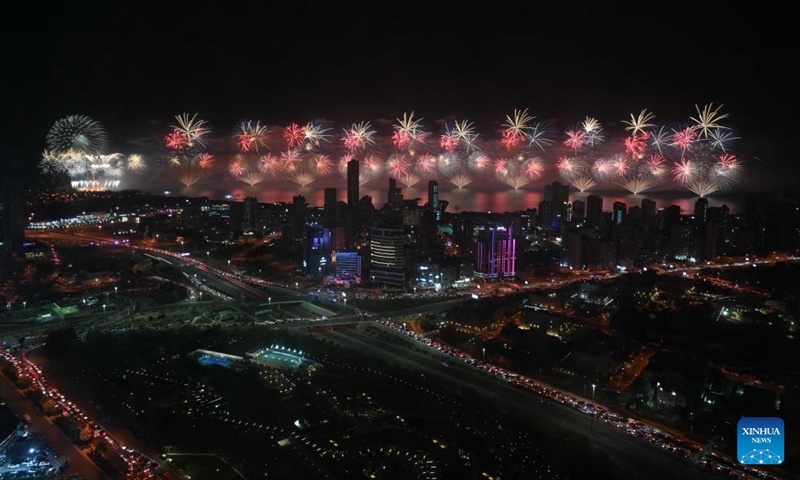 This photo taken on Feb. 28, 2023 shows fireworks as part of the celebrations of Kuwait's National Day and Liberation Day in Kuwait City, capital of Kuwait.(Photo: Xinhua)