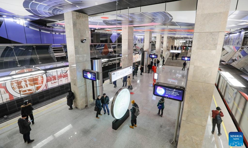 People are seen at a station of the Big Circle Line in Moscow, Russia, on March 1, 2023. Moscow on Wednesday opened the 70-km Big Circle Line (BCL), the longest subway line in the world.(Photo: Xinhua)