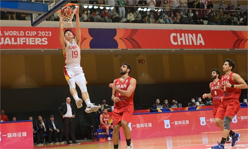 The First Slam Dunk' Posts $13.9 Million First Day In China, 'Suzume' Still  In Top-5