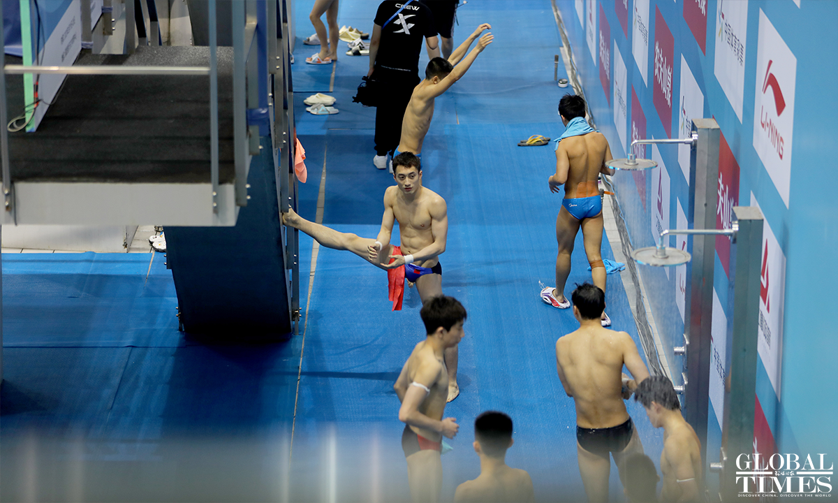 Athletes compete at men’s diving synchronized 10meter platform match
