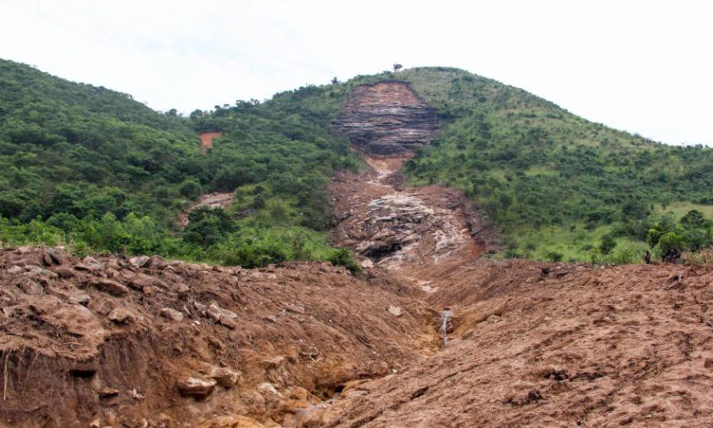 This photo taken on April 1, 2023 shows the path of Cyclone Freddy-induced mudslides in Chiradzulu, Malawi. The cyclone, which hit the southern part of the country hard from the night of March 12, also left about 2,000 people injured, and 650,000 people displaced. (Photo by Roy Nkosi/Xinhua)