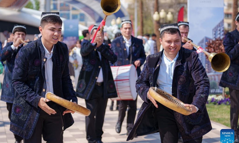 People participate in events to celebrate Nowruz in Tashkent, capital of Uzbekistan, March 21, 2023.(Photo: Xinhua)