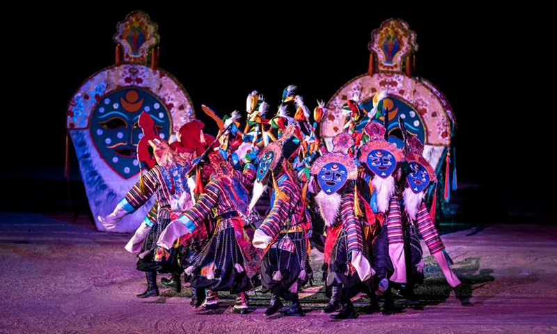 Photo shows performers of the opera “Princess Wencheng” dancing in Lhasa, capital city of southwest China’s Xizang Autonomous Region. (Photo:People's Daily Online)
