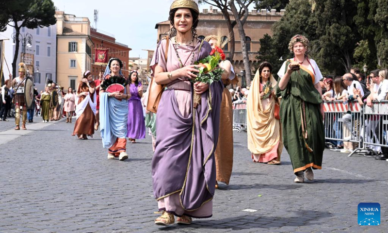 Performers take part in parade to celebrate 2,776th birthday of Rome in ...