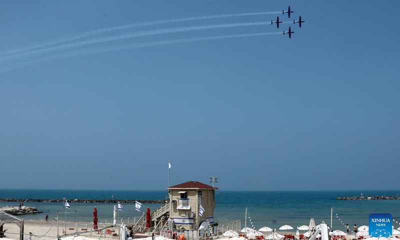 Aircraft of the Israeli Air Force Aerobatic Team fly during a training for the upcoming Israel's Independence Day in Tel Aviv, Israel, on April 17, 2023.(Photo: Xinhua)