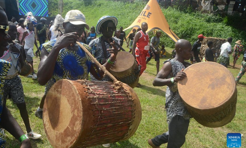 A traditional cultural troupe performs during the Kadodi cultural gala in Kampala, Uganda, May 7, 2023. Hundreds of people on Sunday attended the Kadodi cultural gala in Uganda's capital city Kampala, which is intended to preserve and observe the culture of people from Eastern Uganda.(Photo: Xinhua)