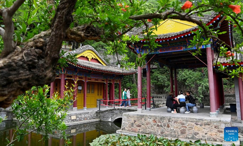 Tourists visit the Huaqing Palace scenic area in Xi'an, northwest China's Shaanxi Province, May 5, 2023. Xi'an, a city with over 3,100 years of history, served as the capital for 13 dynasties in Chinese history. It is also home to the world-renowned Terracotta warriors created in the Qin Dynasty (221-207 BC).(Photo: Xinhua)