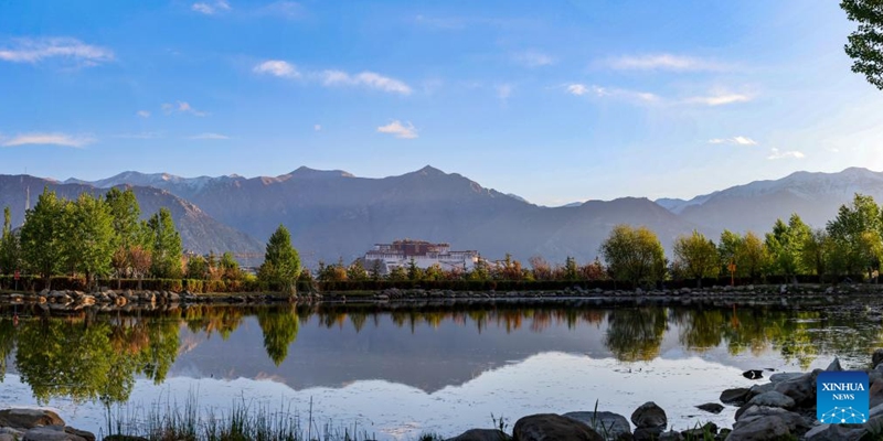 This photo taken on May 13, 2023 shows the Potala Palace seen from the Nanshan Park in Lhasa, capital of southwest China's Tibet Autonomous Region. (Xinhua/Jiang Fan)