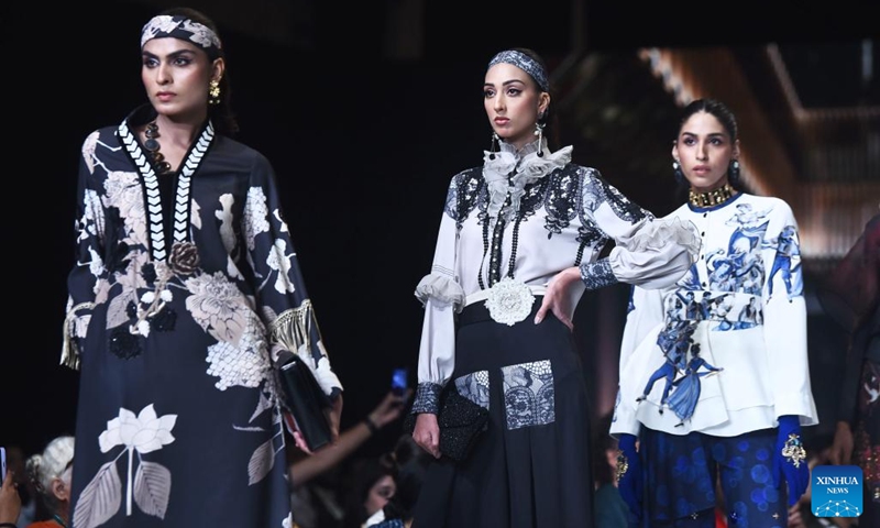 Fashion show in Pakistan's Karachi - Global Times