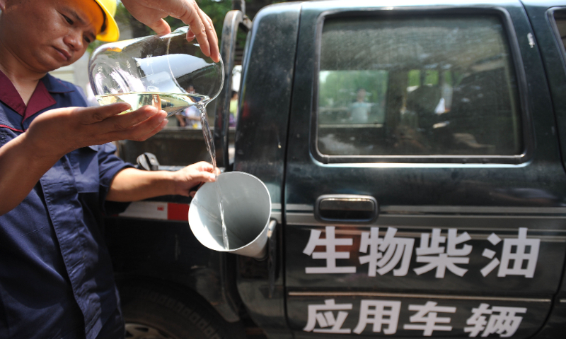 Biodiesel produced from kitchen waste is used as vehicle fuel on August 17, 2016 in a bioenergy technology company located in Hanchuan city, Hubei Province. Photo: VCG