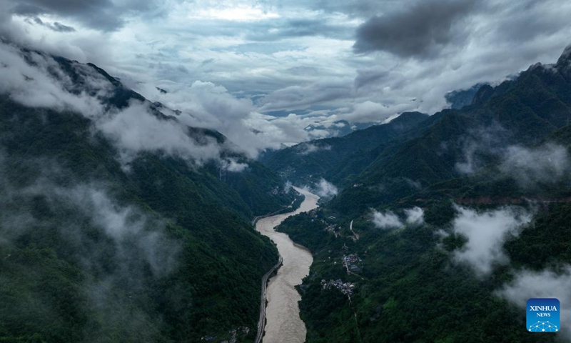 This aerial photo taken on July 4, 2023 shows a section of G219 national highway along the Nujiang River in Nujiang Lisu Autonomous Prefecture, southwest China's Yunnan Province.(Photo: Xinhua)