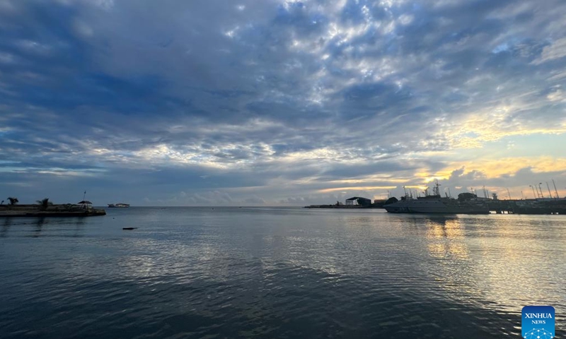 This photo taken with a mobile phone on July 3, 2023 shows the scenery of Honiara, capital of the Solomon Islands. Situated in the southwest of the Pacific Ocean, the Solomon Islands boasts over 900 islands of various sizes.(Photo: Xinhua)