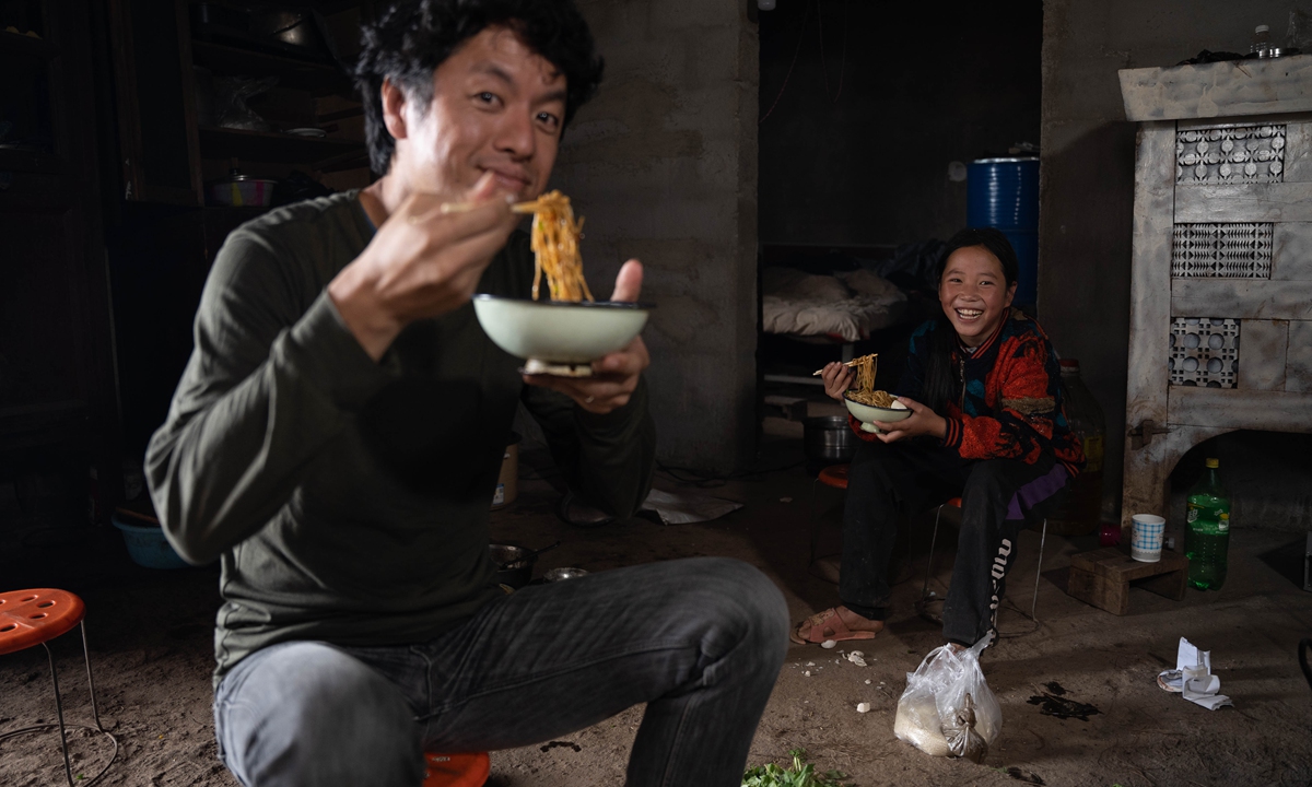 Ryo Takeuchi(left) Photo: Courtesy of Takeuchi