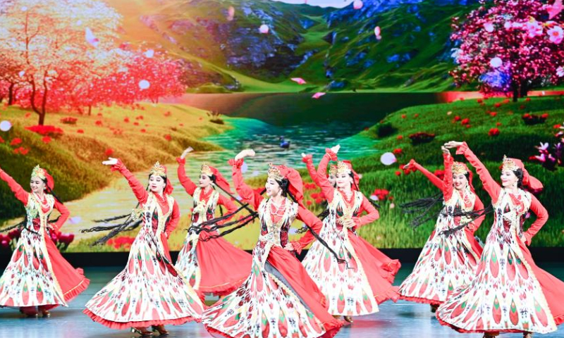 Actresses of the dance troupe Tumor from the Uzbekistan National Grand Theatre perform during a gala titled Our Common Home at the 6th China Xinjiang International Dance Festival in Urumqi, northwest China's Xinjiang Uygur Autonomous Region, July 24, 2023. (Xinhua/Li Xiang)