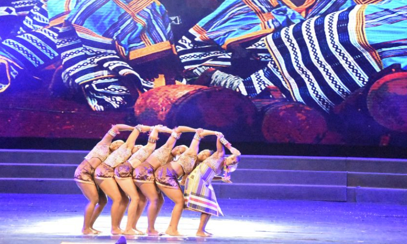 Dancers from the Elvis Sibeko Studios of South Africa perform at the 6th China Xinjiang International Dance Festival in Urumqi, northwest China's Xinjiang Uygur Autonomous Region, July 25, 2023. (Xinhua/Pan Ying)